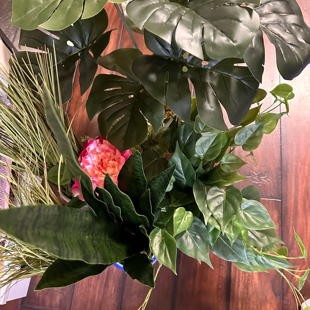 Bundle of 7 Green Faux Plants and Bonus Faux Flower